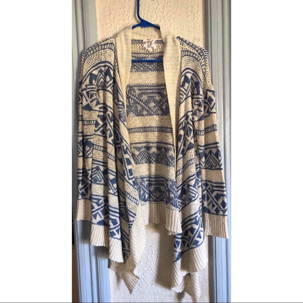 Sweater size small. Like new